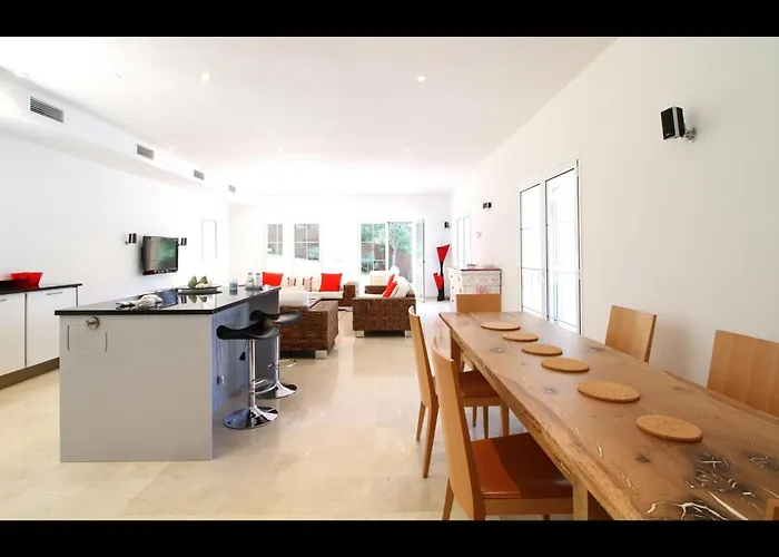 Vila Casa Gotmar 132 *